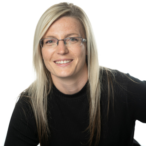 Ellie Parker Headshot